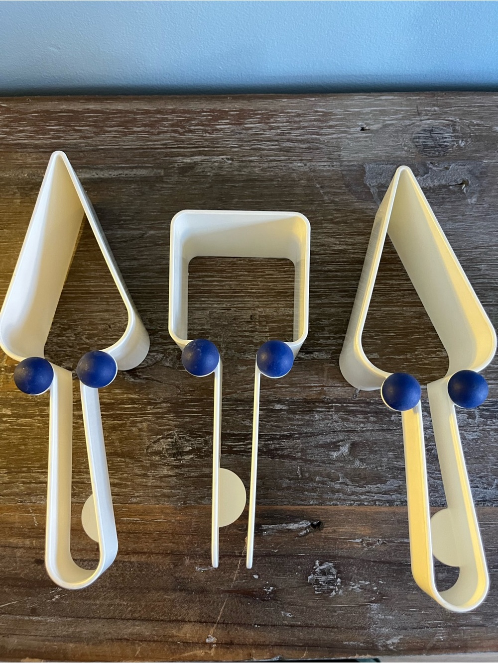 Tupperware Piece O’ Cake And Piece O’ Pie Sliver Set Of 3